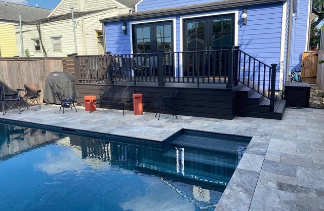 Newly Renovated Irish Channel Shotgun with Pool, Walk to Magazine St.