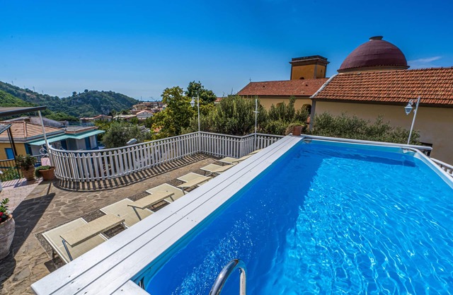 Newly restored villa with private pool for up to 14 people near Sorrento