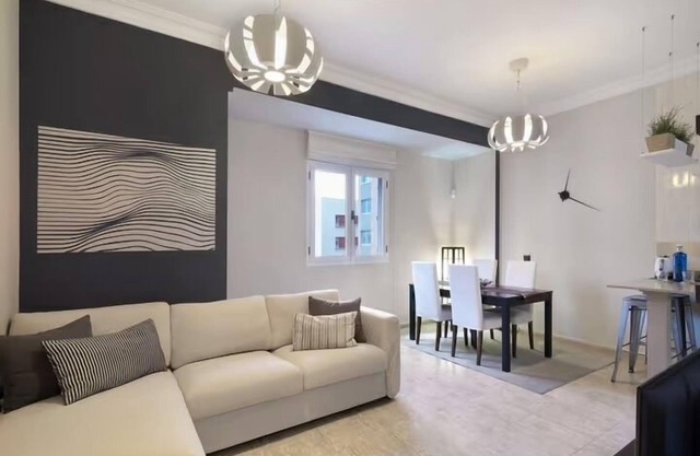 NEXT TO LAS CANTERAS BEACH! Lovely and spacious apt. 80 m2 well located