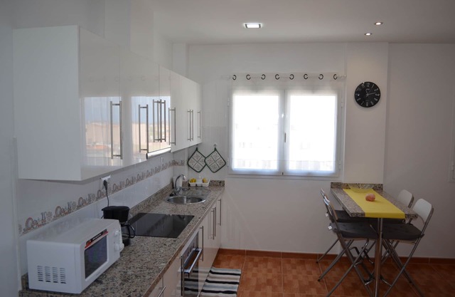 Nice and modern apartment near to the southern beaches. Free Wi-Fi and parking