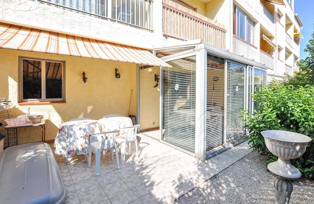 Nice apartment in Six-Fours-les-Plages