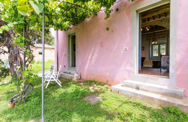 Nice apartment for 7 people with pool, A/C, WIFI, TV, patio, pets allowed and panoramic view