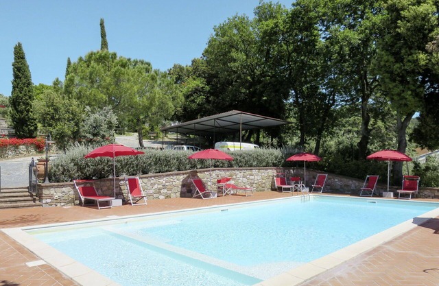 Nice apartment for 2 guests with pool, WIFI, TV, patio and pets allowed