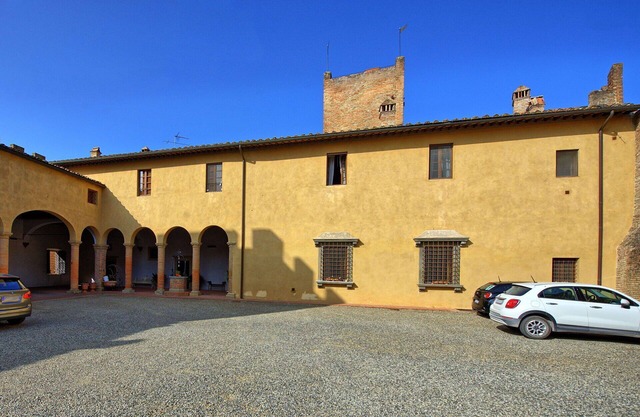 Nice apartment for 3 people with A/C, WIFI, TV and panoramic view, close to San Gimignano