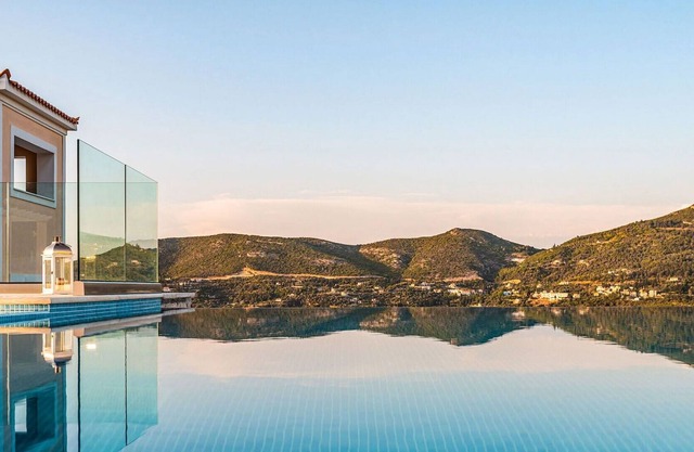 Nice apartment for 4 people with WIFI, pool, A/C, TV, panoramic view and parking