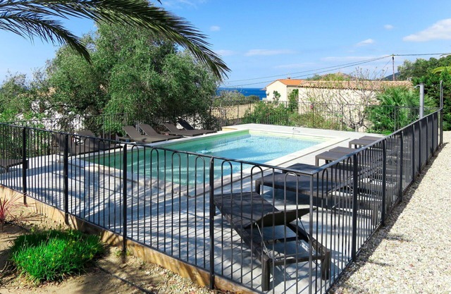 Nice apartment for 8 people with A/C, pool, WIFI, TV, terrace and parking