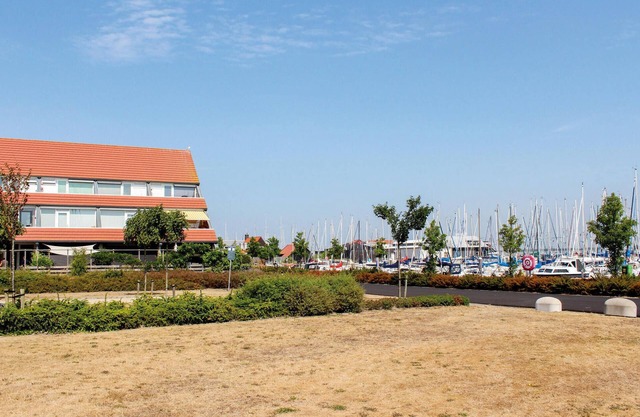 Nice apartment in Bruinisse