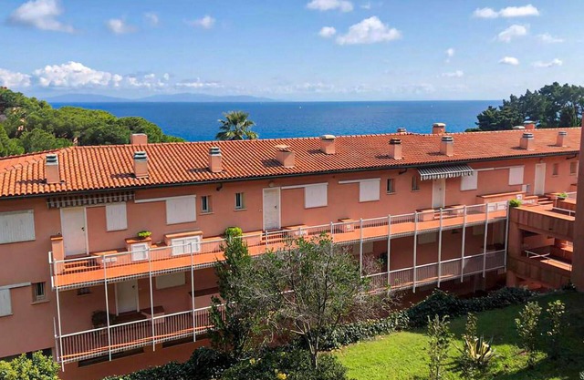 Nice Apartment in Rio Marina With 3 Bedrooms, Wifi and Outdoor Swimming Pool