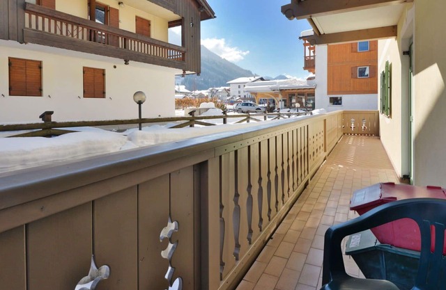 Nice apartment for 2 guests with WIFI, balcony, pets allowed and parking