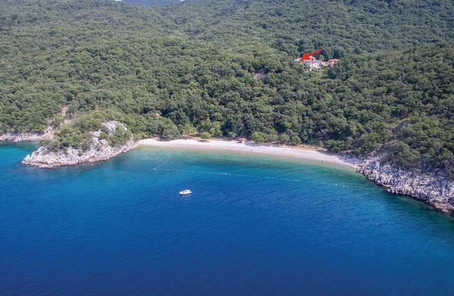 Nice home in Cres with WiFi