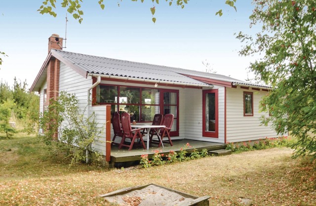 Nice home in Løgstør with kitchen