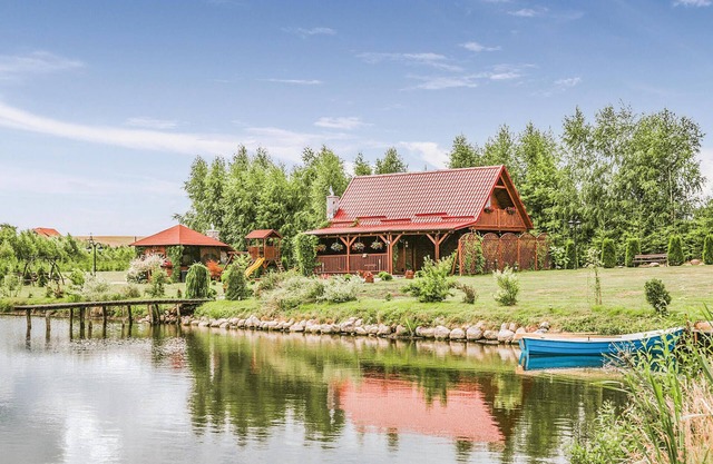 Nice home in Wegorzewo with sauna
