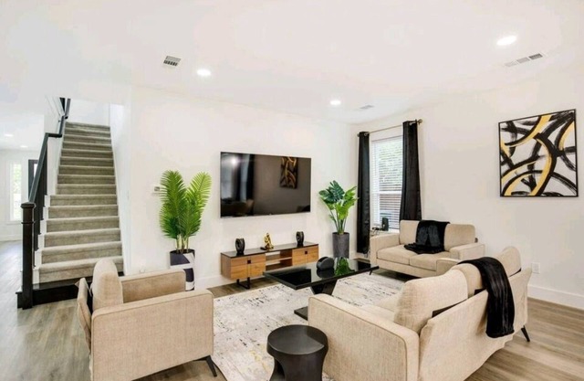 Nice, luxurious 3 room duplex