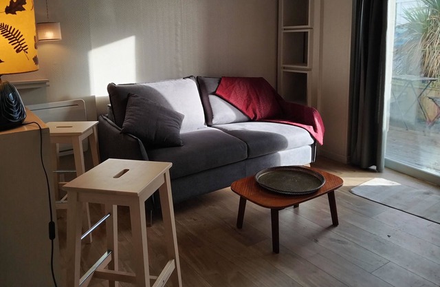 Nice studio 2 steps from the beaches