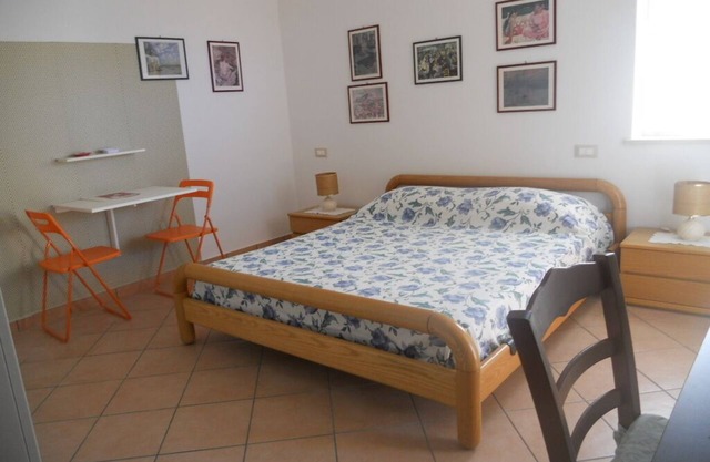 Nice studio apartment with small terrace