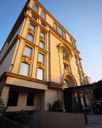 Nine Tree Luxury Hotel & Suites Lahore