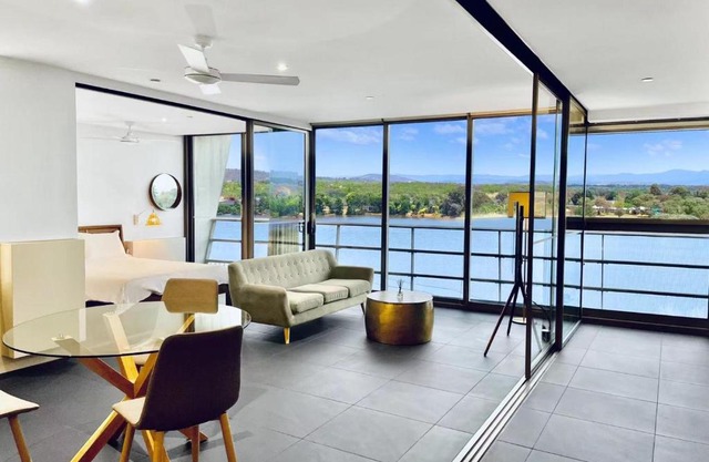 Nishi Holiday Apartments