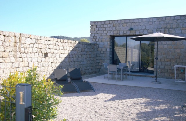 No. 1 - New T2 air-conditioned house in Ajaccio
