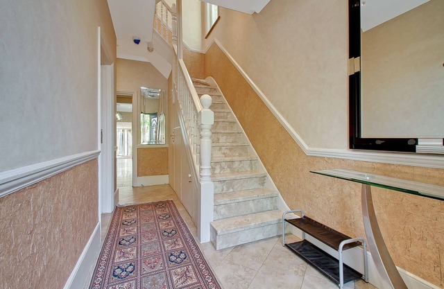 Noel Oasis: London Retreat 5Bed 4Bathroom 2 Sitting Room