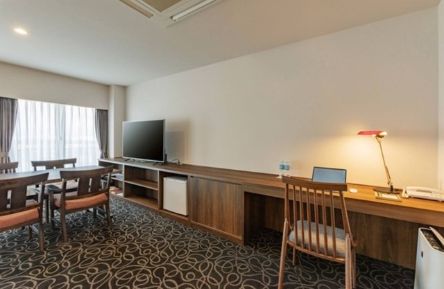 Nonsmoking JapaneseWestern Deluxe Twin Room/Kurume Fukuoka