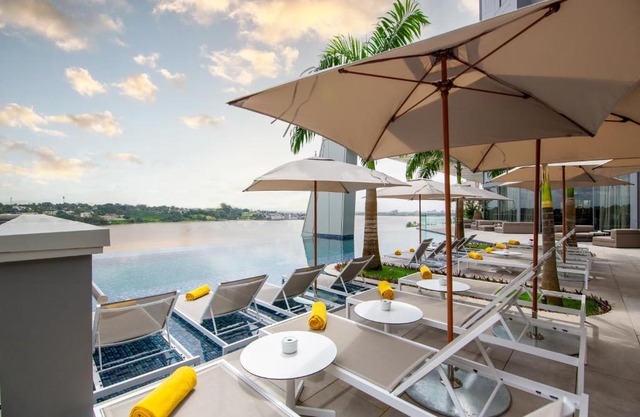 Noom Hotel Abidjan Plateau