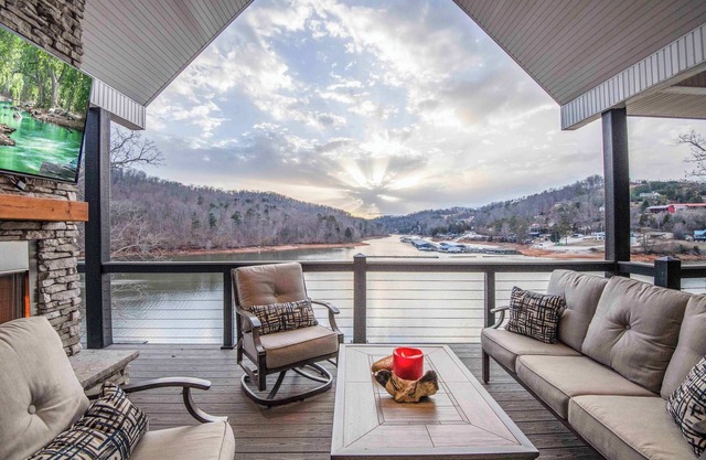 Norris Lake Luxury at Knot Working | Waterfront Home w/Boat Dock