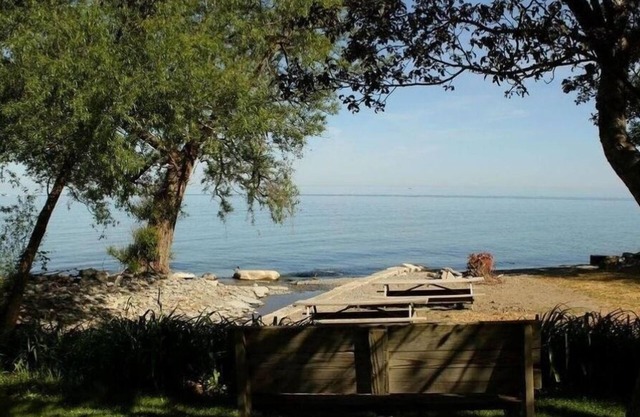 North East Lake House Apt #1