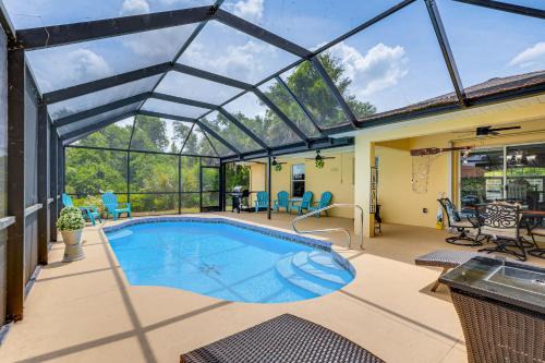North Port Home with Lanai and Pool - 8 Mi to Beach!