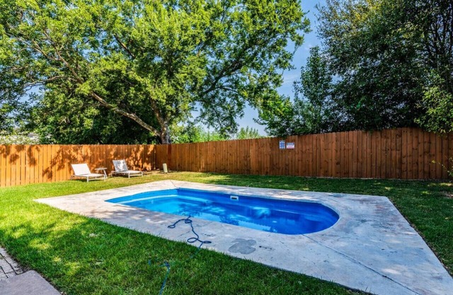 NorthATX Urban Oasis Pool 5BR 2BA Game room Office