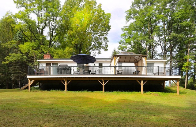 Northern Catskills Unique Nature Experience -Secluded, yet Close to Everything!