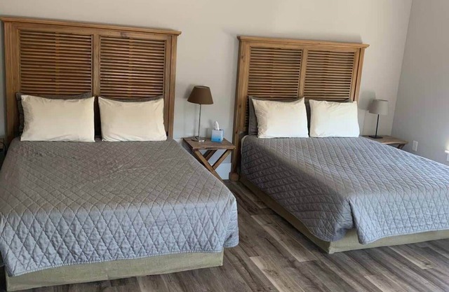 Northport Inn Boutique Hotel Room 8