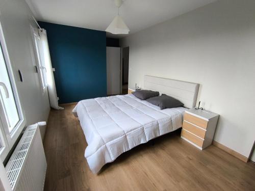 Notre Dame d'Orgemont - Bleu Nuit 4