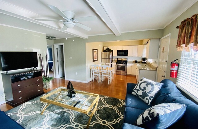 nPREMIER HOST-2BR SEASIDE PARK SUITE#2, One Short Block to Beach,Kit,Liv. Room n