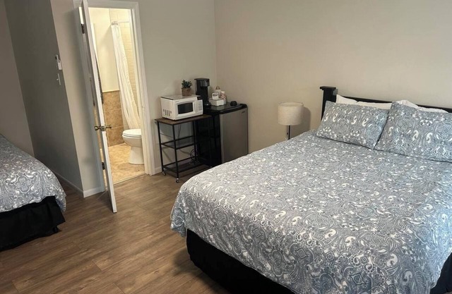 Nueces River Retreat - Room #3