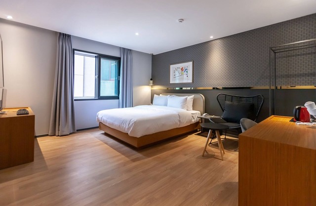 Number 25 Gimhae Samgye