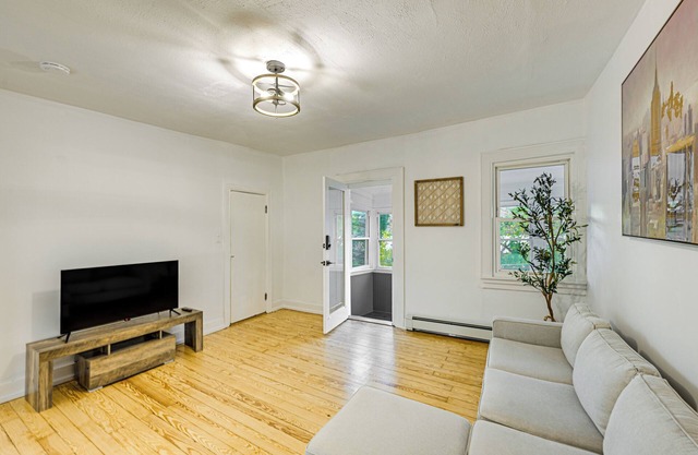 NYC Area Apartment on Hudson River!