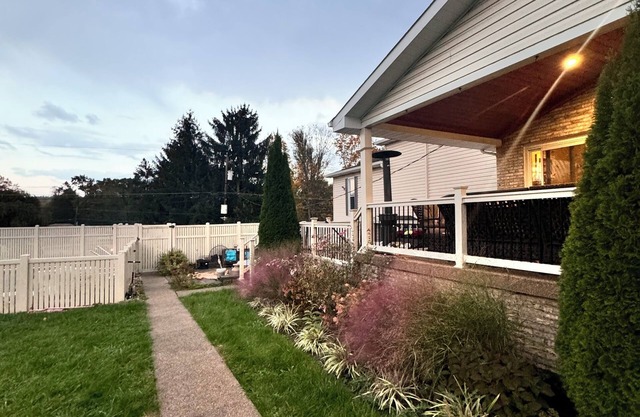 Oakmont 5-bedroom house, 1-2 min walk to US Open 2025 Golf Course entrance