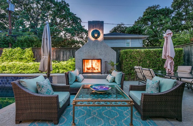 Oasis in the Heart of the City - Private Pool, Spa, & Wood-burning Fireplace