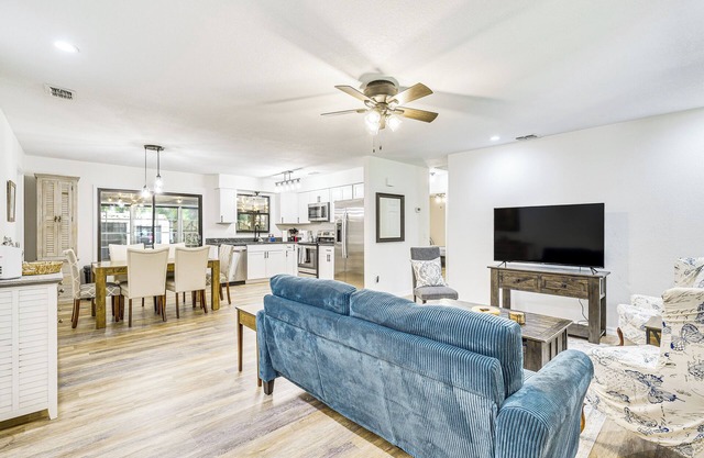 Ocala Home w/Fenced Yard Near WEC: Dogs Welcome!