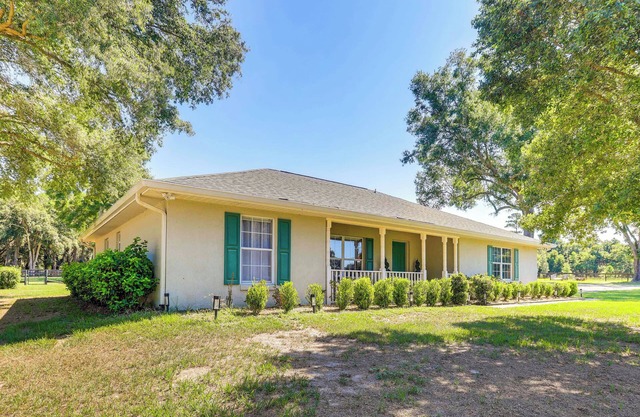 Ocala Retreat, 2 Mi to World Equestrian Center!