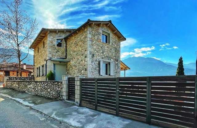 Ocazzia of Parnassos