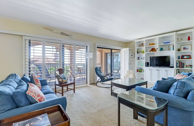 Ocean Front, 2 bed/2 bath, 1427 Windsong