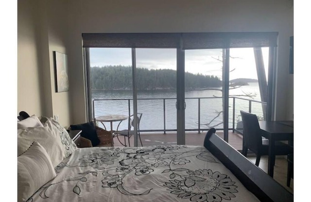 Ocean Retreat on the Sunshine Coast BC