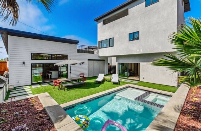 Ocean View Modern & New w/Pool