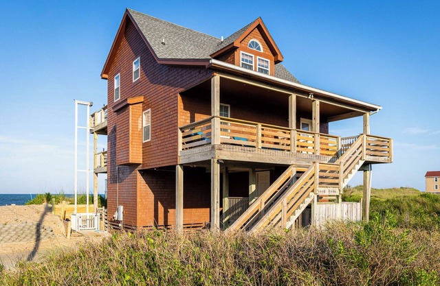Ocean Views Hot Tub Pet-Friendly Steps to the Sand