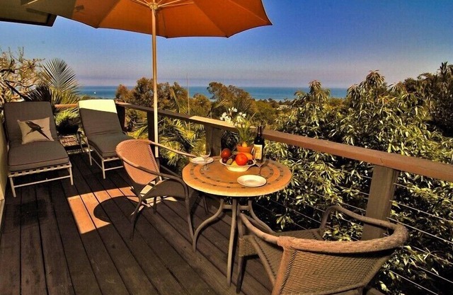 OCEAN VISTA Features Beautiful Ocean And Pond View, Downtown!