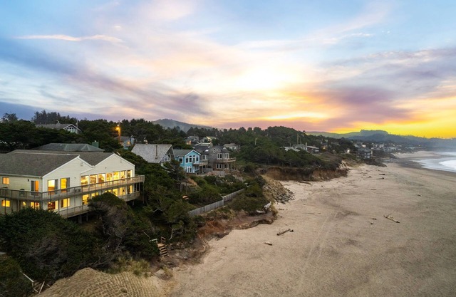 Oceanfront, 8 Bedrooms! - Azul Jewel