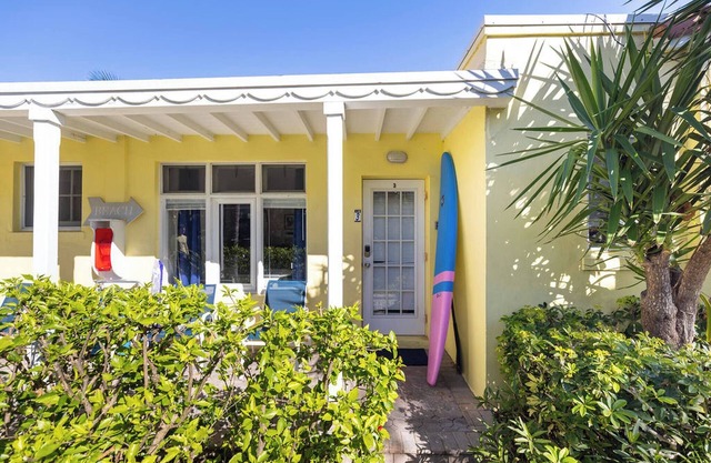Oceanfront Elegance - Sun Sand & Style