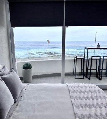 Oceanfront for 4 Nuevo Distrito Cavancha Frente al Mar