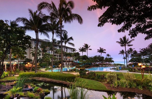 Oceanfront, Top Floor, Center 2 Bedroom Kaanapali Ocean Resort Villa!